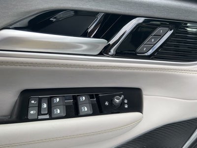 2026 Jeep Grand Wagoneer 4x4