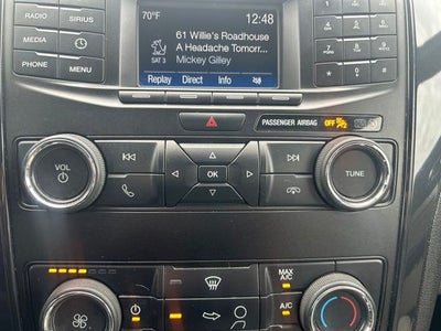 2019 Ford Explorer Base