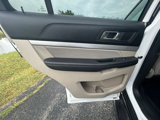 2019 Ford Explorer Base
