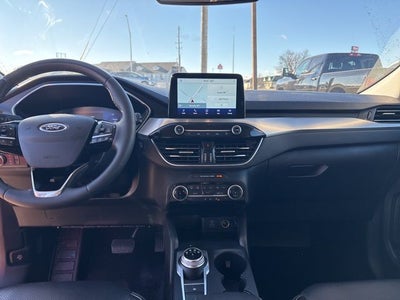 2022 Ford Escape Titanium Hybrid