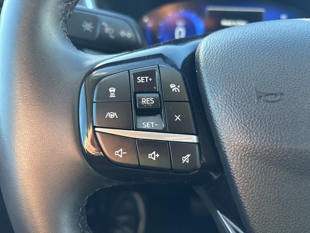 2022 Ford Escape Titanium Hybrid