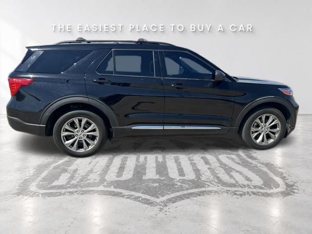2023 Ford Explorer XLT 4WD