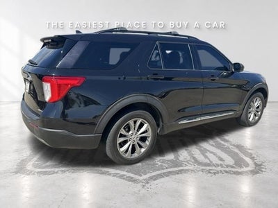 2023 Ford Explorer XLT 4WD