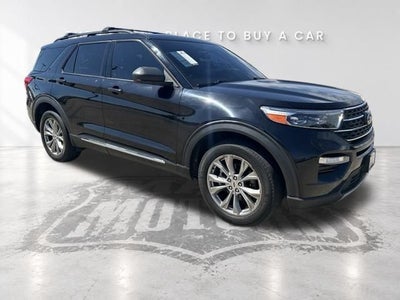 2023 Ford Explorer XLT 4WD