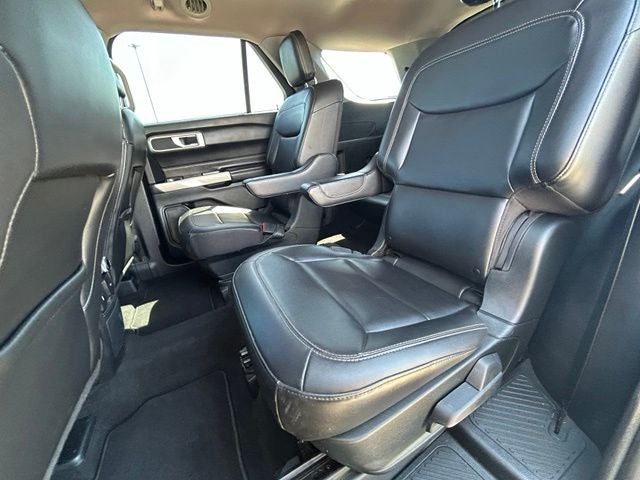 2023 Ford Explorer XLT 4WD