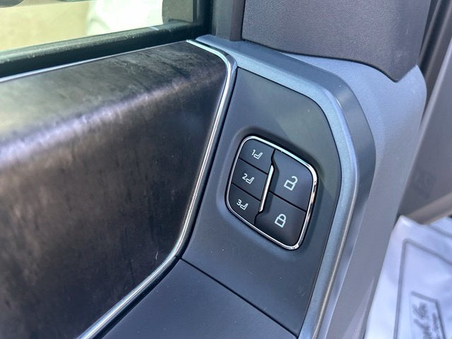 2023 Ford F-150 Lariat 4WD