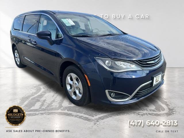 2017 Chrysler Pacifica Hybrid Touring Plus