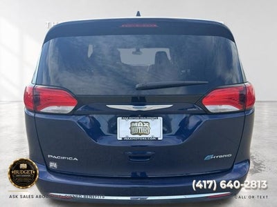 2017 Chrysler Pacifica Hybrid Touring Plus