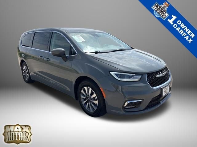 2023 Chrysler Pacifica Hybrid Touring L