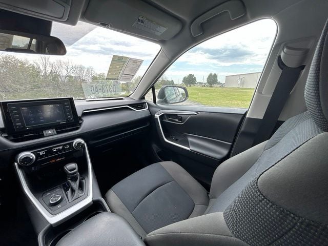 2021 Toyota RAV4 Hybrid LE