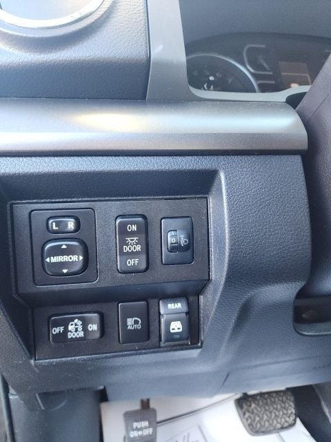 2019 Toyota Tundra SR5 4.6L V8