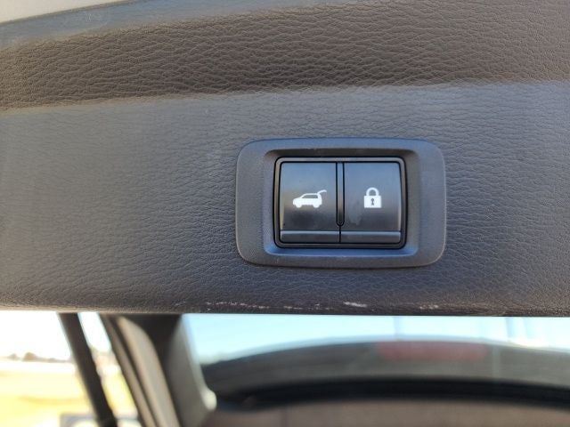 2023 Mitsubishi Outlander PHEV SE