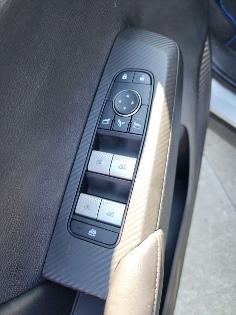 2023 Mitsubishi Outlander PHEV SE