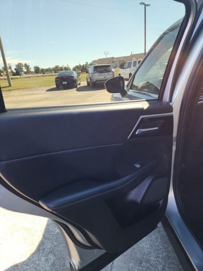 2023 Mitsubishi Outlander PHEV SE