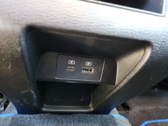 2023 Mitsubishi Outlander PHEV SE