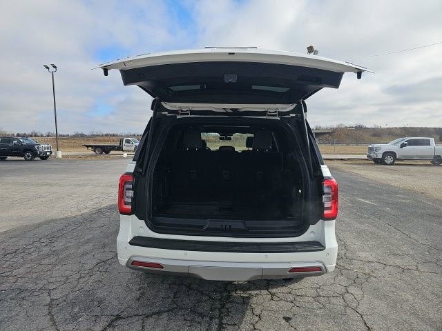 2023 Ford Expedition Max Platinum