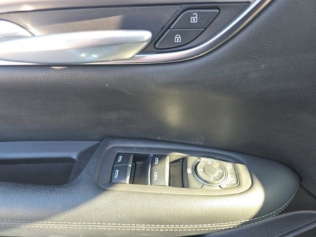 2021 Cadillac XT5 Luxury