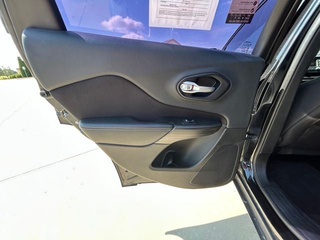 2014 Jeep Cherokee Sport
