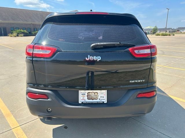 2014 Jeep Cherokee Sport
