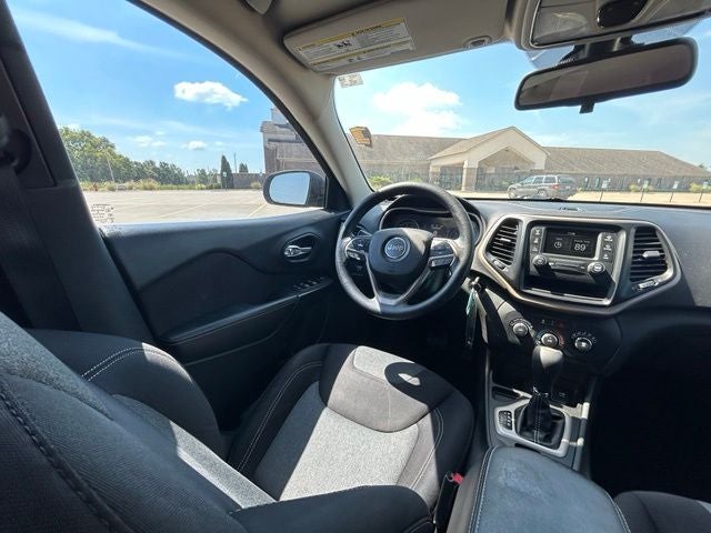 2014 Jeep Cherokee Sport