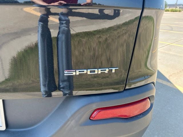 2014 Jeep Cherokee Sport