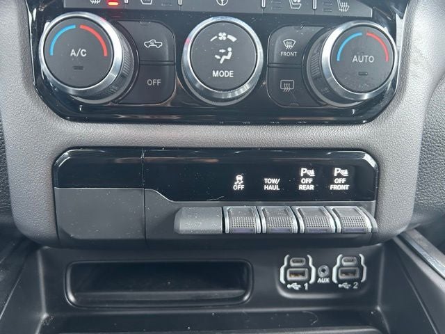 2022 RAM 1500 Laramie Laramie Level II & Sport