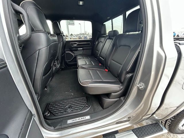 2022 RAM 1500 Laramie Laramie Level II & Sport