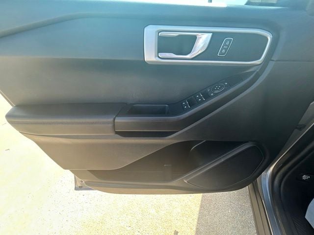 2022 Ford Explorer Base
