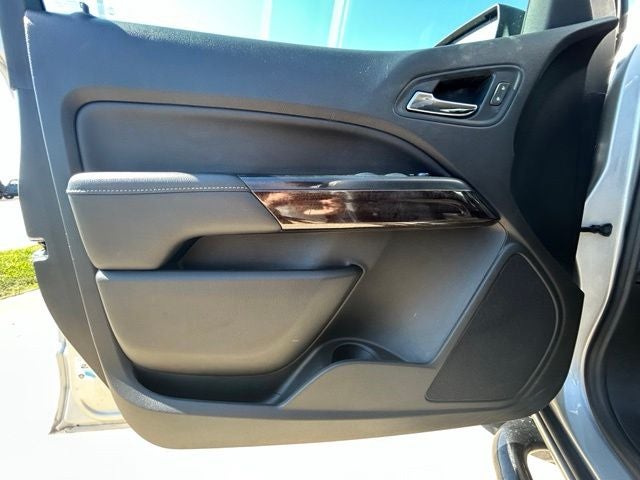 2017 GMC Canyon SLE1
