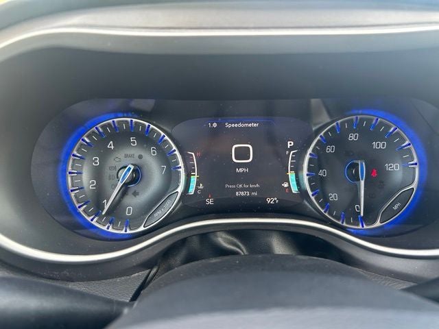 2022 Chrysler Pacifica Touring L
