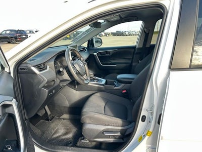 2024 Toyota RAV4 Hybrid LE