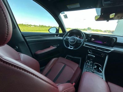 2023 Kia K5 GT-Line PREMIUM,