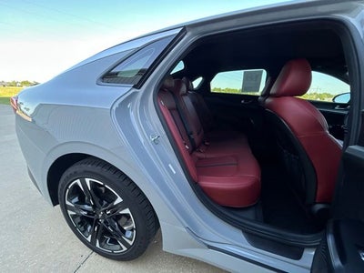 2023 Kia K5 GT-Line PREMIUM,