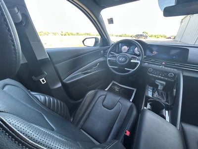 2025 Hyundai Elantra Limited