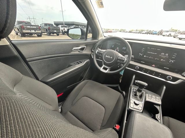 2025 Kia Sportage LX