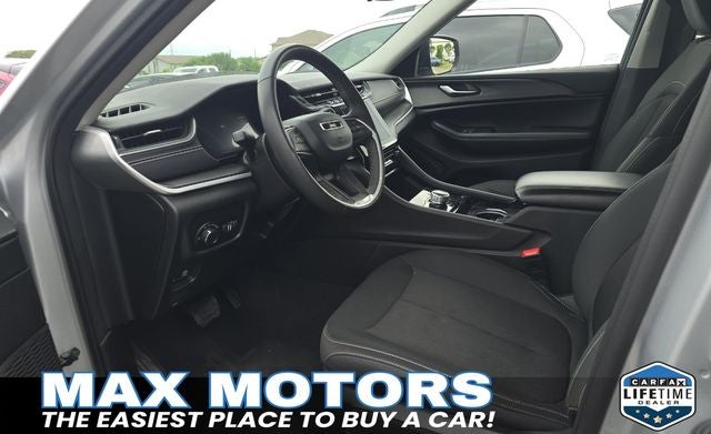 2023 Jeep Grand Cherokee L Laredo