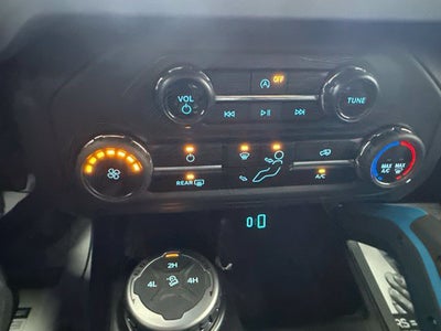 2024 Ford Bronco Black Diamond 4WD