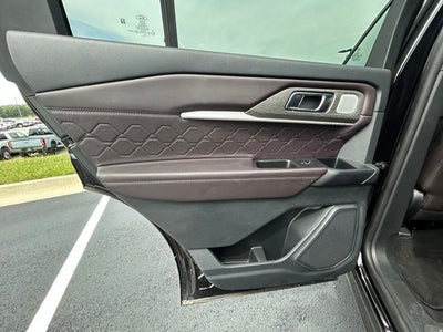 2025 Ford Explorer Platinum