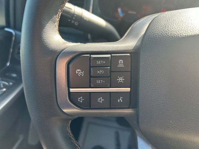 2025 Ford F-350SD Lariat DRW
