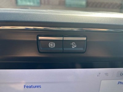 2025 Ford F-350SD Lariat DRW