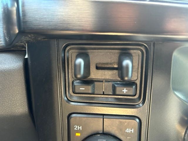 2025 Ford F-350SD Lariat DRW