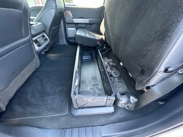 2025 Ford F-350SD Lariat DRW