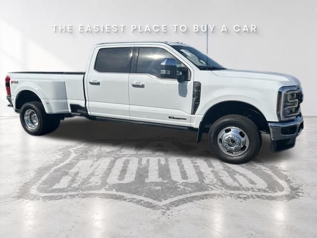 2025 Ford F-350SD Lariat DRW