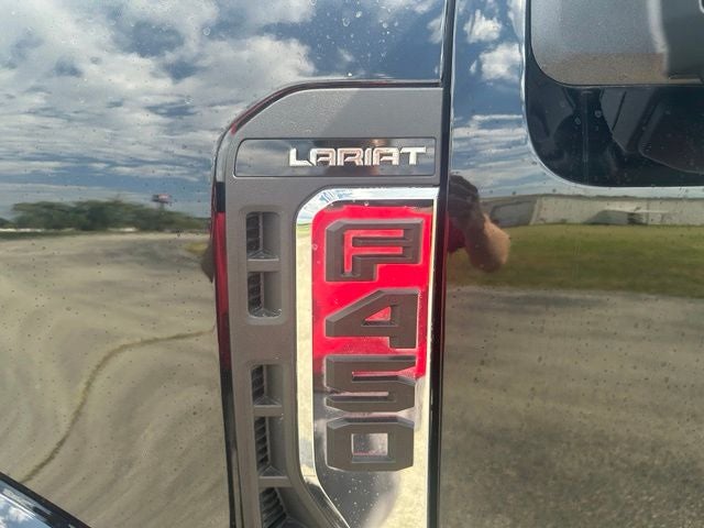 2026 Ford F-450SD Lariat DRW