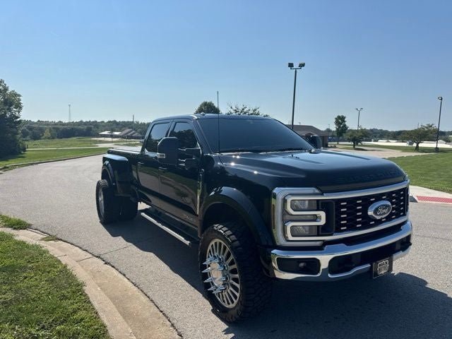 2026 Ford F-450SD Lariat DRW