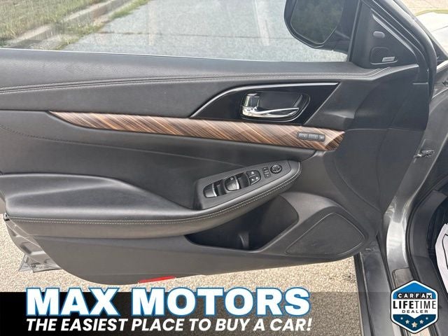 2017 Nissan Maxima Platinum