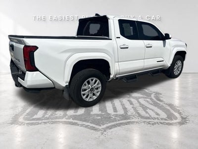 2026 Toyota Tacoma SR5 4WD