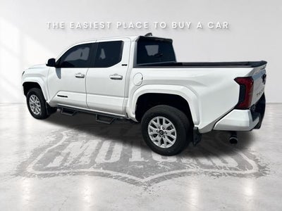 2026 Toyota Tacoma SR5 4WD