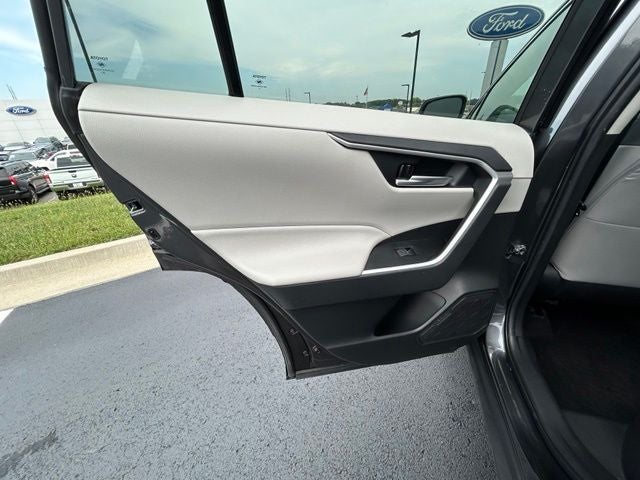 2023 Toyota RAV4 Hybrid XLE AWD