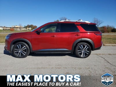2023 Nissan Pathfinder Platinum